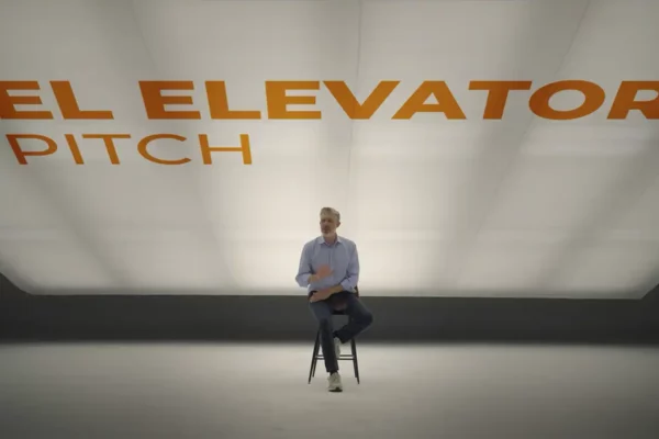 Elevator Pitch: qué es, cómo hacerlo y ejemplos para empresas